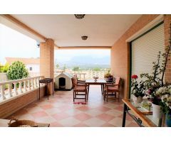 Villa de Lujo en zona Rincón Chalet con piscina propia!!!