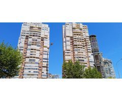 FANTASTICO APARTAMENTO CON DOS DORMITORIOS, DOS BAÑOS , GARAJE Y PISCINA, URBANIZACION MUY COMPLETA