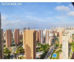 FANTASTICO PISO DE 4 DORMITORIOS EN PERFECTO ESTADO CON PARKING Y PISCINA , VISTAS AL MAR INCREIBLES