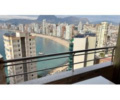 Espectacular piso reformado con diseño y calidad,  con vistas impresionantes al mar y Benidorm.