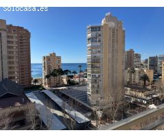 Precioso  reformado piso con 3 dormitorios y vistas al mar a un paso de playa Levante.