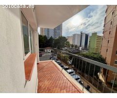 Piso con 3 dormitorios totalmente reformado en zona Rincon de Loix.
