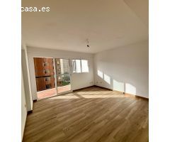 Piso con 3 dormitorios totalmente reformado en zona Rincon de Loix.