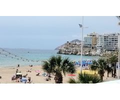 FANTASTICO PISO EN 1 LINEA DE PLAYA DE LEVANTE, CON 3 DORMITORIOS , 2 BAÑOS Y PARKING COMUNITARIO...