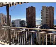 Precioso  reformado piso con 3 dormitorios y vistas al mar a un paso de playa Levante.