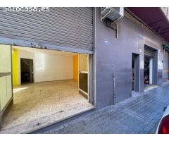 Dos locales comerciales en venta en Manises