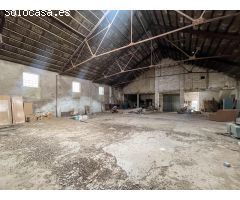 Venta de nave industrial en Canet den Berenguer.