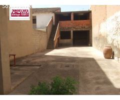 CASA EN VENTA EN BENIFAIO