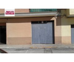 VENTA DE LOCAL COMERCIAL EN SOLLANA.