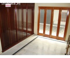 VENTA DE VIVIENDA UNIFAMILIAR EN BENIFAIO                  ACCESO POR DOS CALLES