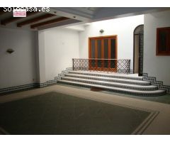 VENTA DE VIVIENDA UNIFAMILIAR EN BENIFAIO                  ACCESO POR DOS CALLES