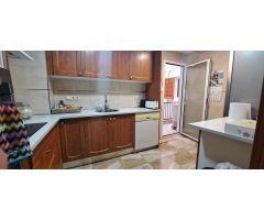 PISO DE GRANDES DIMENSIONES, IDEAL GRANDES FAMILIAS!!!!!