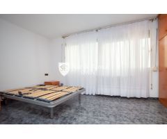 Casa de Pueblo en Venta en Blanes, Girona