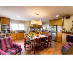 Chalet en Venta en Blanes, Girona