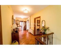 Chalet en Venta en Blanes, Girona
