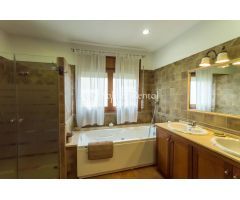 Chalet en Venta en Blanes, Girona
