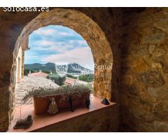 Chalet en Venta en Blanes, Girona