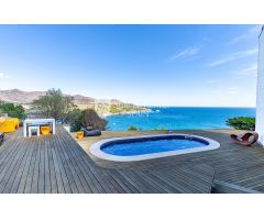 Chalet en Venta en Llançà, Girona