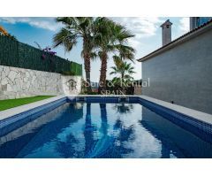 Chalet en Venta en Lloret de Mar, Girona