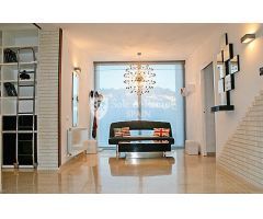 Chalet en Venta en Blanes, Girona