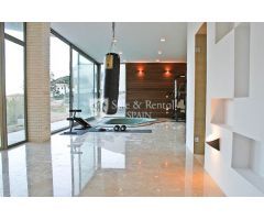 Chalet en Venta en Blanes, Girona