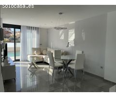 VILLAS DE OBRA NUEVA EN LOS ALTOS DE TORREVIEJA