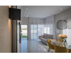 VILLA CONTEMPORANEA JUNTO A CAMPO DE GOLF