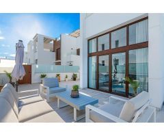 Villa amueblada con vistas a las salinas en Los Balcones (Torrevieja)