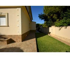 Villa en Venta en Cabo Roig, Alicante