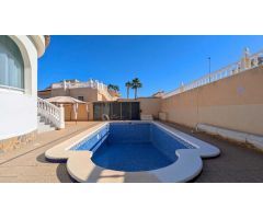 Lujosa villa de 3 dormitorios en Lo Pepin, Quesada: vistas panorámicas al Mediterráneo