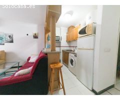 Apartamento con terraza y acceso a piscina, a pasos de la playa – Torrevieja