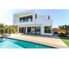Vida de lujo en la Costa Blanca: en venta villa moderna con 3 dormitorios, amplia piscina y jardín t