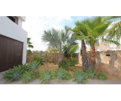 Vida de lujo en la Costa Blanca: en venta villa moderna con 3 dormitorios, amplia piscina y jardín t