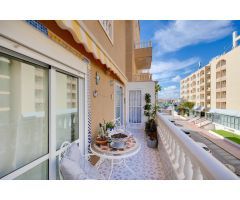 Apartamento con piscina y terraza grande a 5 minutos del mar