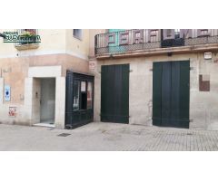 LOCAL COMERCIAL SITUAT AL CENTRE DIGUALADA - CASC ANTIC - ZONA PEATONAL