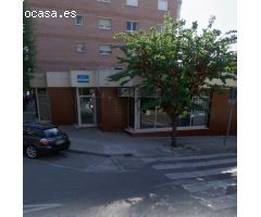LOCAL COMERCIAL EN VENDA A IGUALADA - BARRI LES FLORS - PÀRQUING DE 393m2