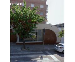 LOCAL COMERCIAL EN VENDA A IGUALADA - BARRI LES FLORS - PÀRQUING DE 393m2