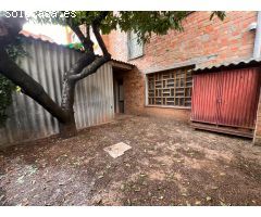 CASA EN VENDA A IGUALADA - BARRI DEL SANT CRIST -  GARATGE + DOS PISOS + ESTUDI (TERRASSA)