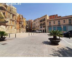 LOCAL COMERCIAL SITUAT AL CENTRE DIGUALADA