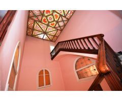 CASA EN VENDA AMB JARDÍ - PISCINA I DOS GARATGES A IGUALADA - PASSEIG