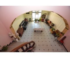 CASA EN VENDA AMB JARDÍ - PISCINA I DOS GARATGES A IGUALADA - PASSEIG