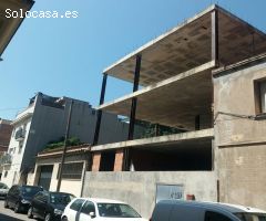 EDIFICI EN CONSTRUCCIÓ AL PRAT DE LLOBREGAT
