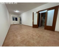 CASA EN VENDA A SANTA COLOMA DE QUERALT - DOS PISOS + PK + PATI