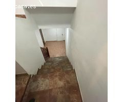 PIS EN VENDA A SANTA COLOMA DE QUERALT + GARATGE DE 100m2 + PATI 35m2