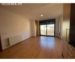 PIS EN VENDA A IGUALADA - SET CAMINS