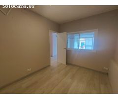 LOCAL COMERCIAL SITUAT AL CENTRE DE LA TORRE DE CLARAMUNT