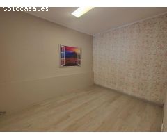 LOCAL COMERCIAL SITUAT AL CENTRE DE LA TORRE DE CLARAMUNT