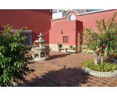 Chalet en Venta en Salobreña, Granada