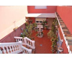 Chalet en Venta en Salobreña, Granada