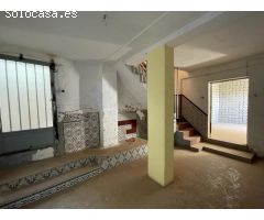 Casa amplia en venta en el casco antiguo